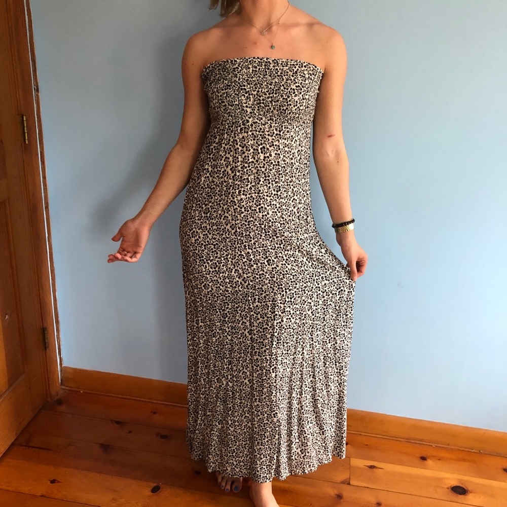 Cutest flowery maxi!!